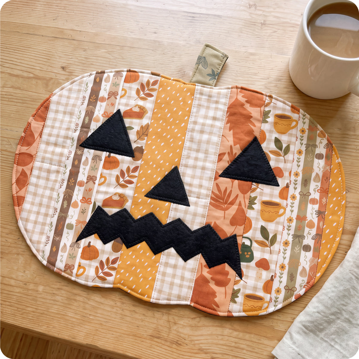 Halloween Pumpkin Placemat Downloadable PDF Quilt Pattern