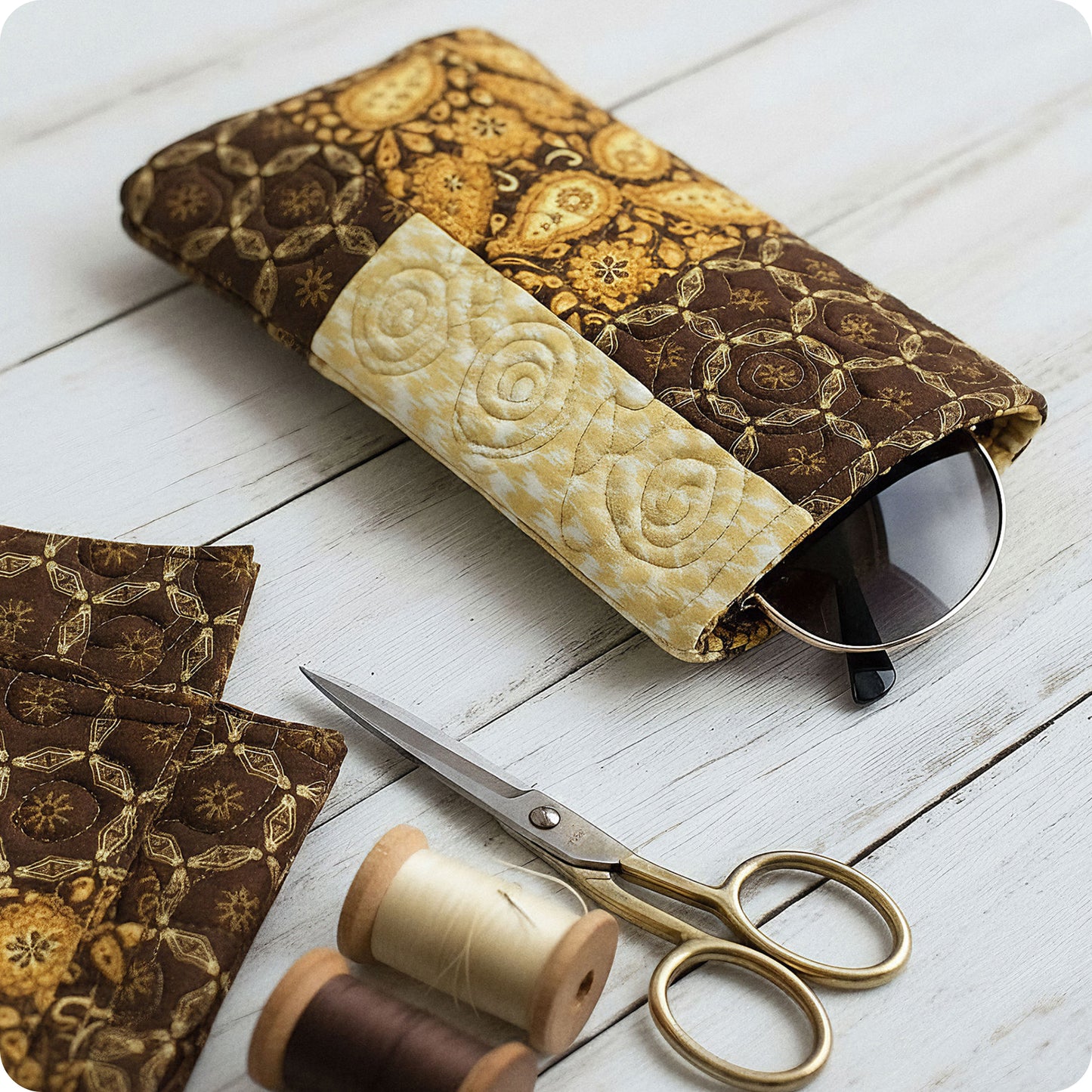 Patchwork Glasses Sleeve Digital PDF Pattern